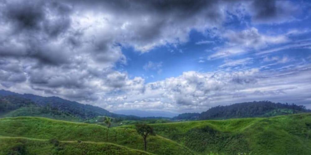 Hotel Santika Luwuk - Sulawesi Tengah Екстер'єр фото