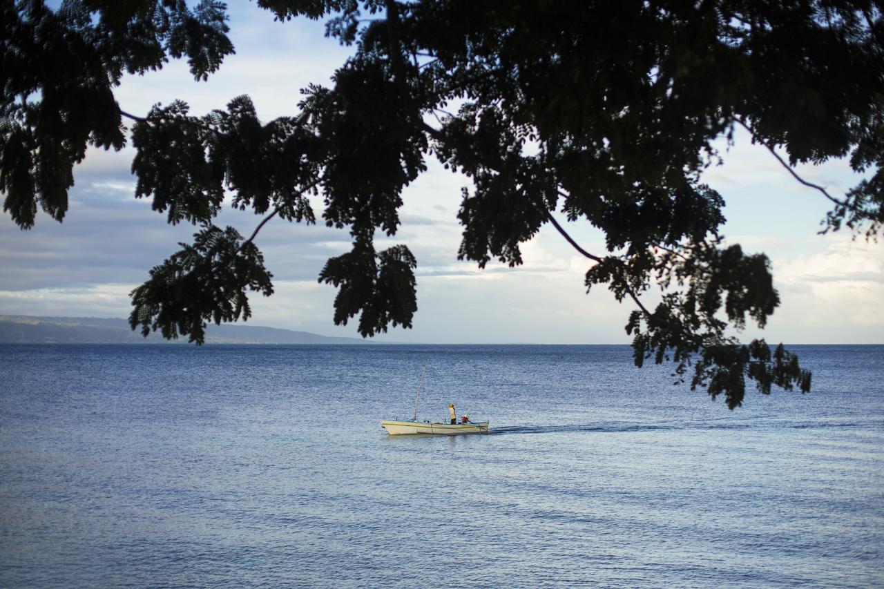 Hotel Santika Luwuk - Sulawesi Tengah Екстер'єр фото