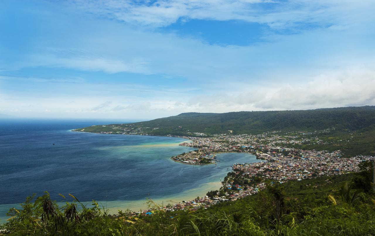 Hotel Santika Luwuk - Sulawesi Tengah Екстер'єр фото